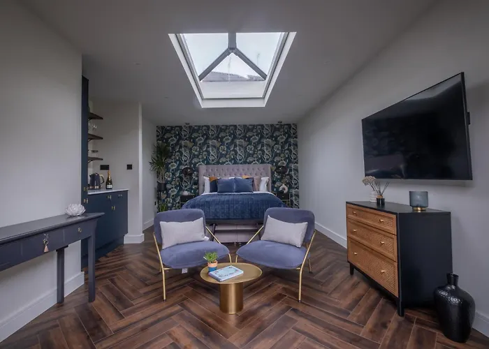 Holiday home Honeysuckle *